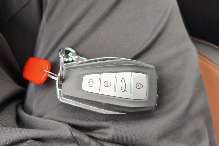 Used Geely Auto Vision X6 2020 1.4T CVT Asian Games Edition Vehicle Key
