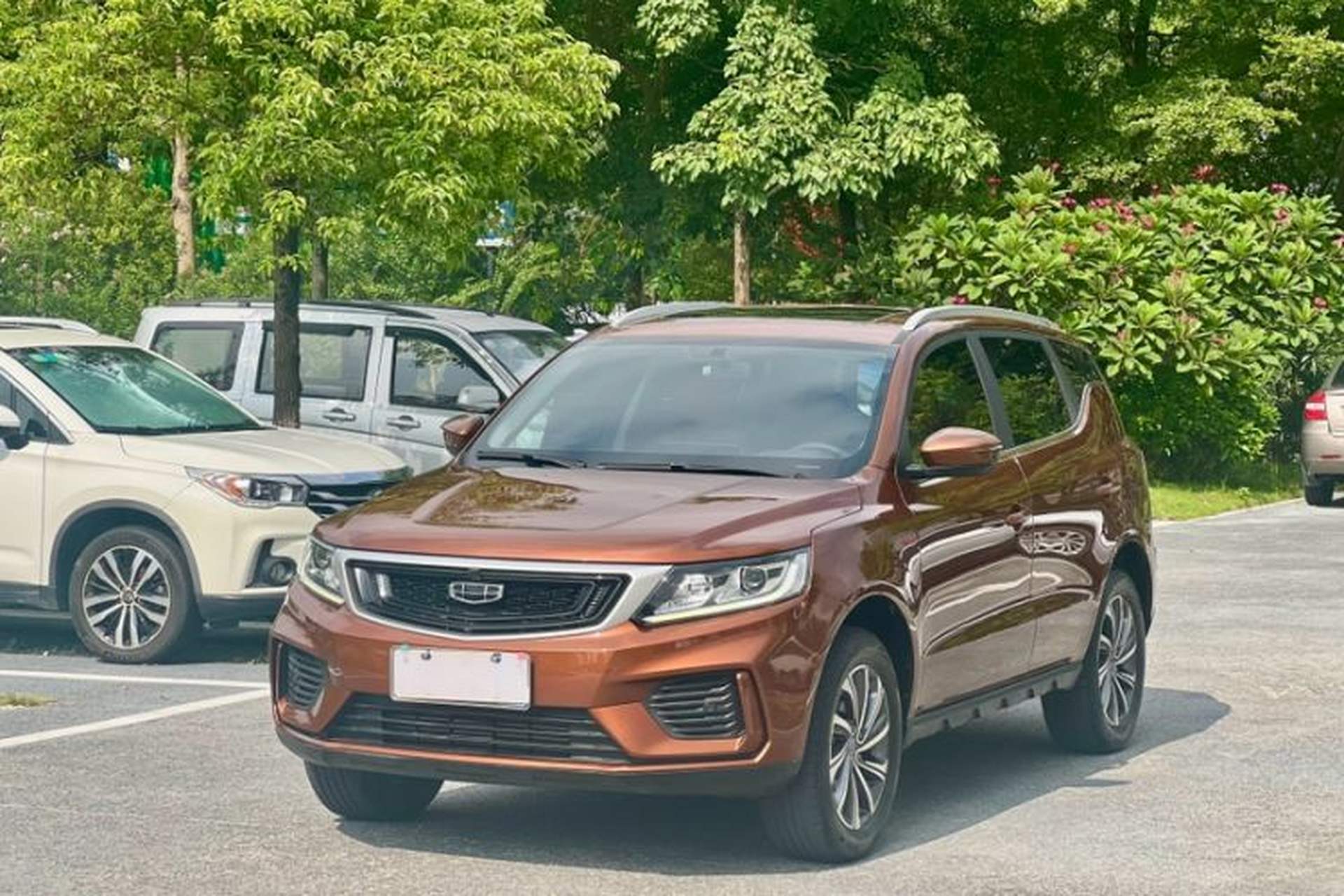 Used Geely Auto Vision X6 2020 1.4T CVT Luxury Edition Front Left 45 Deg