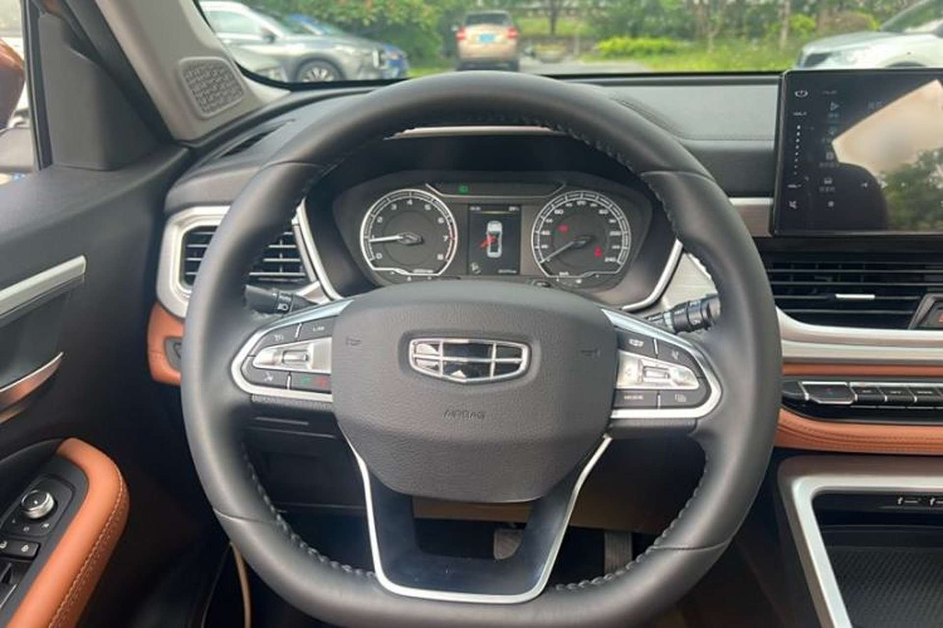 Used Geely Auto Vision X6 2020 1.4T CVT Luxury Edition Interior 6