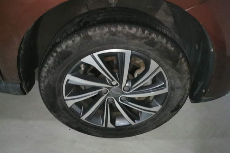 Used Geely Auto Vision X6 2020 1.4T CVT Asian Games Edition Left Front Wheel Hub