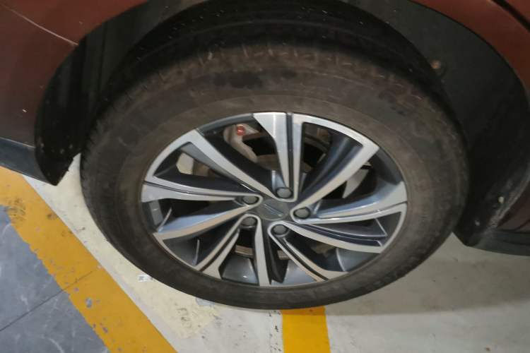 Used Geely Auto Vision X6 2020 1.4T CVT Asian Games Edition Right Rear Wheel Hub