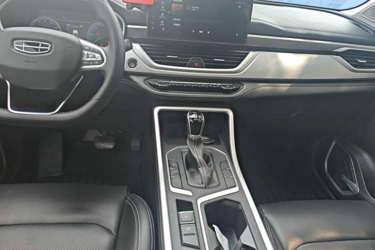 Used Geely Auto Vision X6 2020 1.4T CVT Luxury Edition Audio And AC Panel
