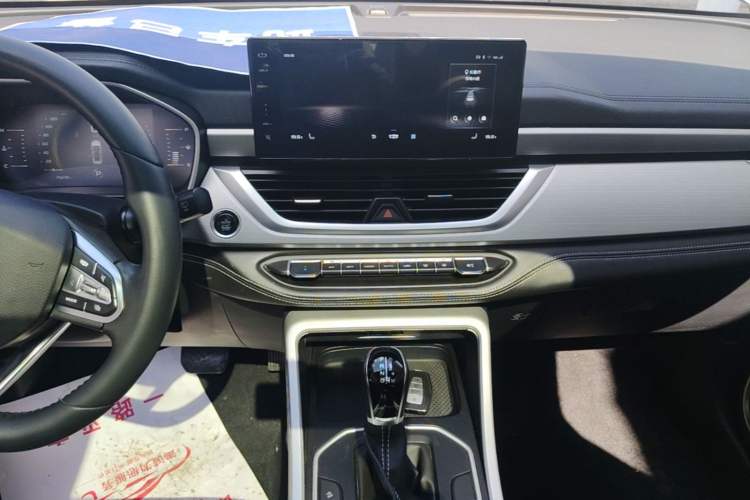 Used Geely Auto Vision X6 2020 1.4T CVT Asian Games Edition Audio And AC Panel