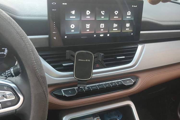 Used Geely Auto Vision X6 2020 1.4T CVT Luxury Edition Audio And AC Panel