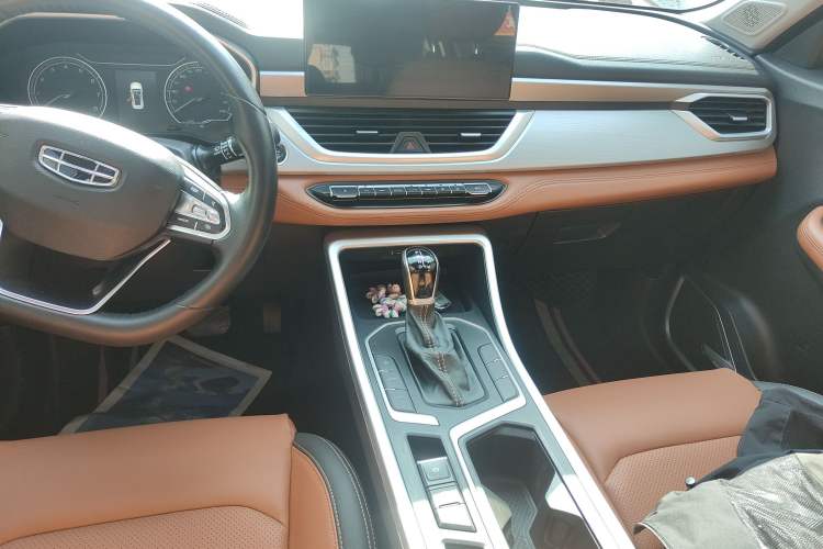 Used Geely Auto Vision X6 2020 1.4T CVT Luxury Edition Audio And AC Panel