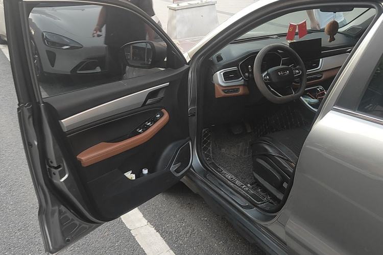Used Geely Auto Vision X6 2020 1.4T CVT Luxury Edition Driver Seat