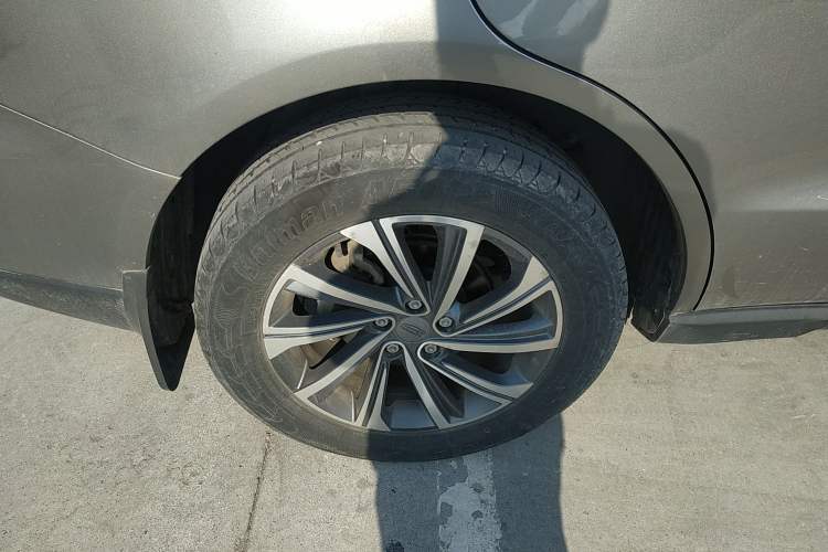 Used Geely Auto Vision X6 2020 1.4T CVT Luxury Edition Exterior 8