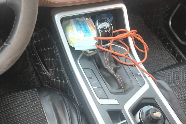Used Geely Auto Vision X6 2020 1.4T CVT Luxury Edition Gear Lever