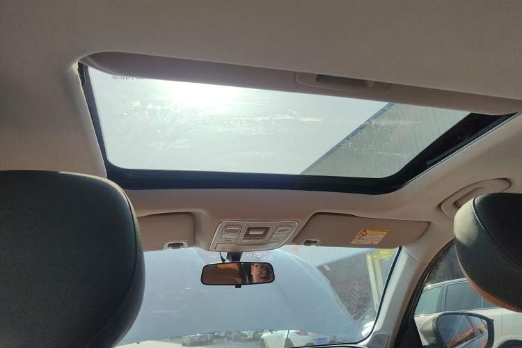 Used Geely Auto Vision X6 2020 1.4T CVT Luxury Edition Headliner