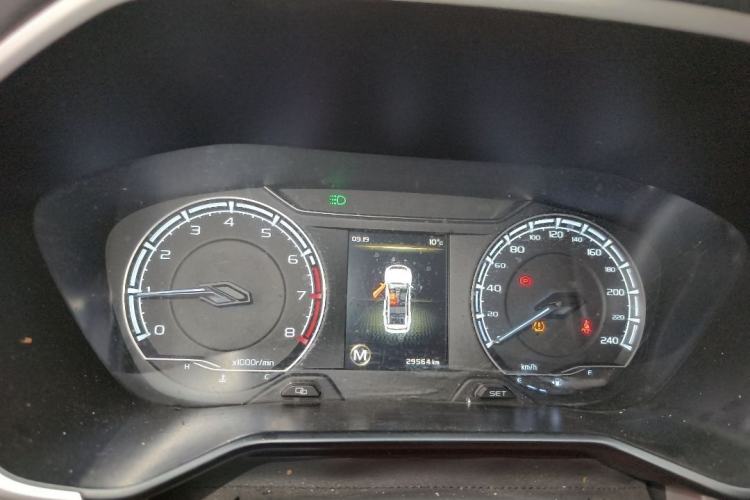 Used Geely Auto Vision X6 2020 1.4T Manual Luxury Model Interior 2