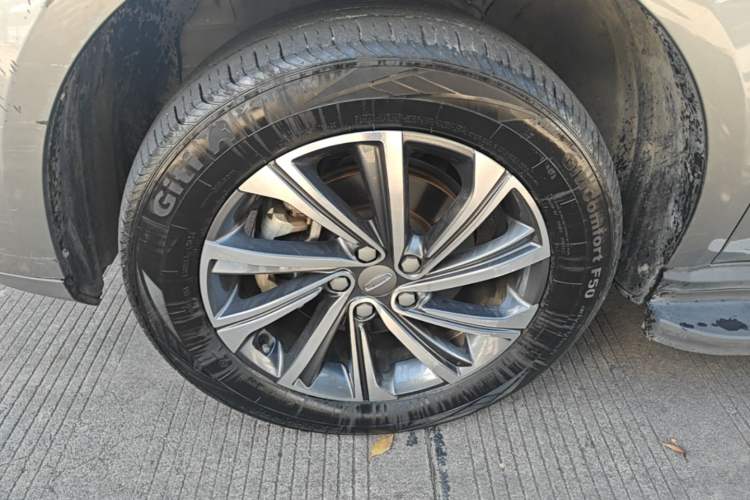 Used Geely Auto Vision X6 2020 1.4T CVT Luxury Edition Left Front Wheel Hub