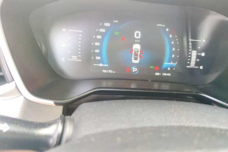 Used Geely Auto Vision X6 2020 1.4T CVT Asian Games Edition Odometer Close Up