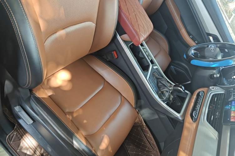 Used Geely Auto Vision X6 2020 1.4T CVT Luxury Edition Right Front Seat