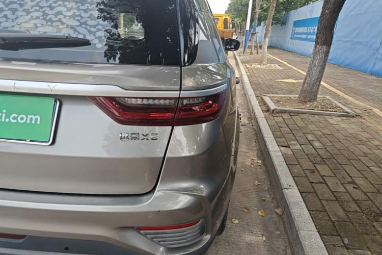 Used Geely Auto Vision X6 2020 1.4T CVT Luxury Edition Right Rear Taillight