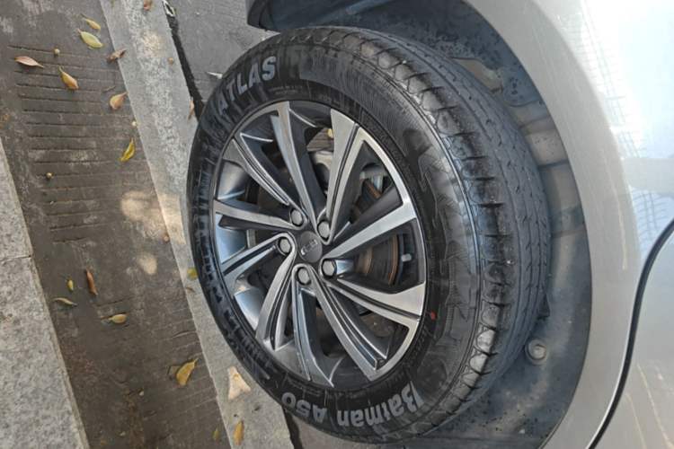 Used Geely Auto Vision X6 2020 1.4T CVT Luxury Edition Right Rear Wheel Hub