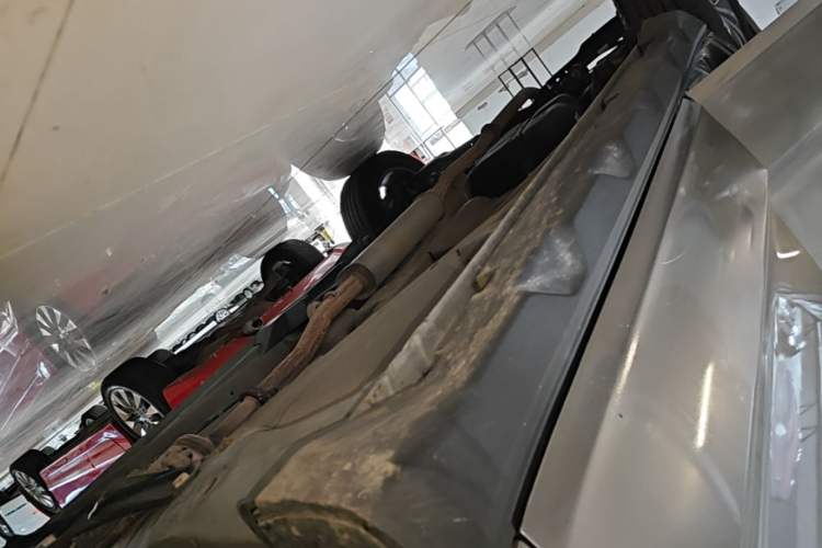 Used Geely Auto Vision X6 2020 1.4T Manual Luxury Model Right Side Sill