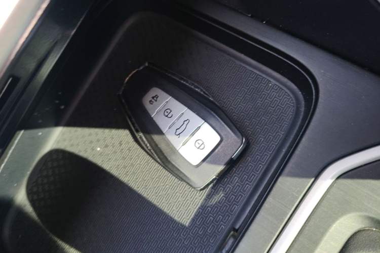 Used Geely Auto Vision X6 2020 1.4T CVT Asian Games Edition Vehicle Key
