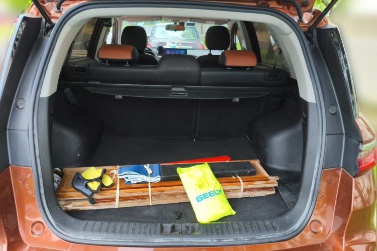Used Geely Auto Vision X6 2020 1.4T CVT Luxury Edition Trunk
