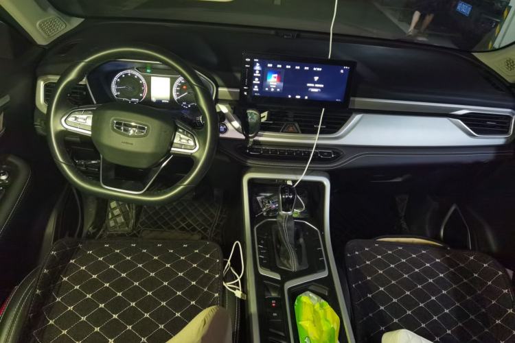 Used Geely Auto Vision X6 2020 1.4T CVT Luxury Edition Center Console