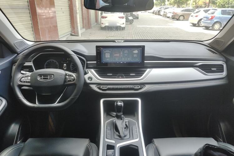 Used Geely Auto Vision X6 2020 1.4T CVT Luxury Edition Center Console