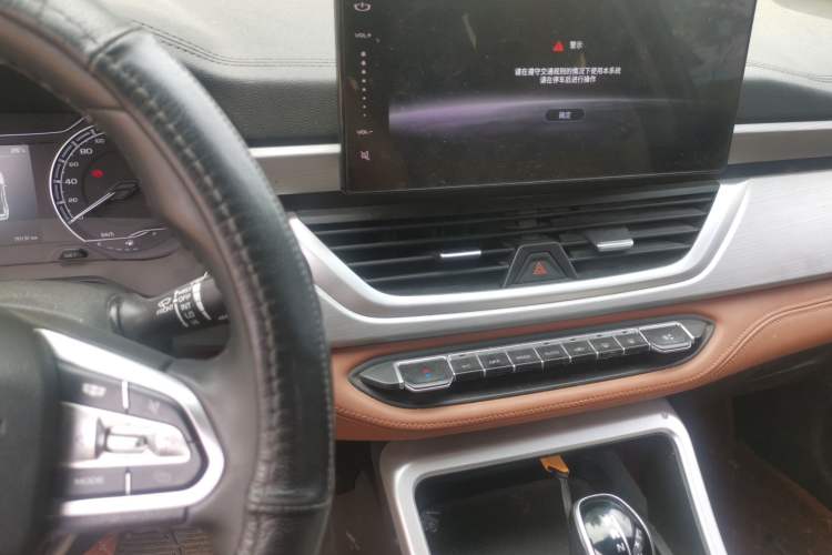 Used Geely Auto Vision X6 2020 1.4T CVT Luxury Edition Audio And AC Panel