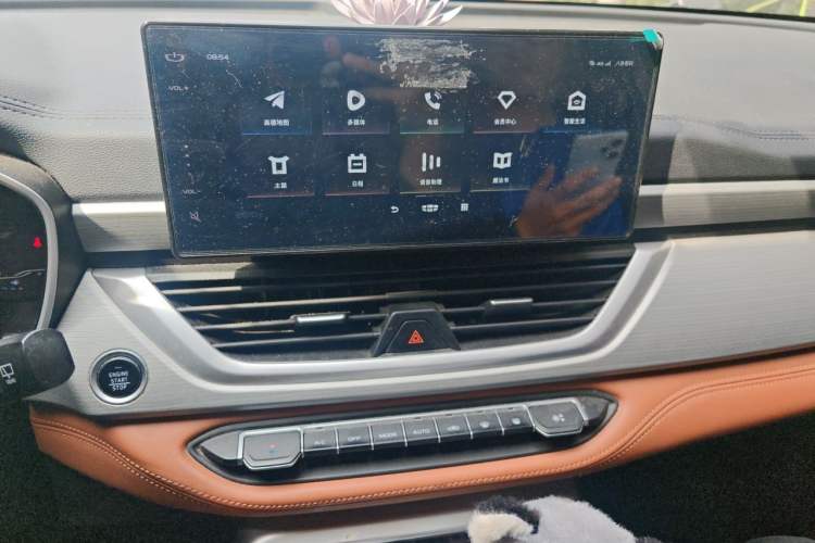 Used Geely Auto Vision X6 2020 1.4T CVT Luxury Edition Audio And AC Panel