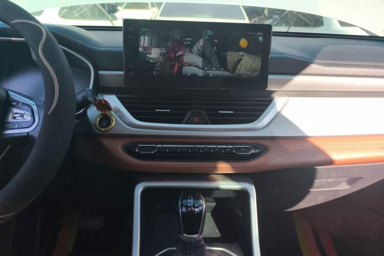 Used Geely Auto Vision X6 2020 1.4T CVT Asian Games Edition Audio And AC Panel