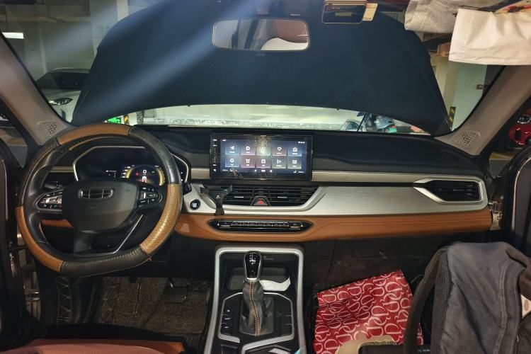 Used Geely Auto Vision X6 2020 1.4T CVT Asian Games Edition Center Console