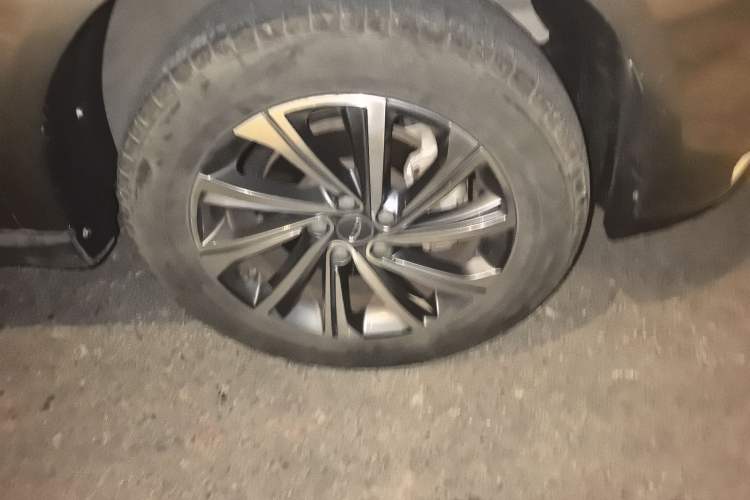 Used Geely Auto Vision X6 2020 1.4T CVT Asian Games Edition Exterior 7