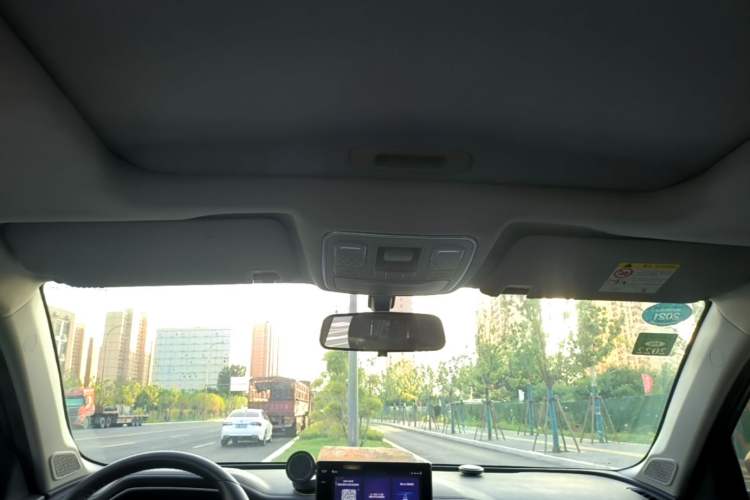 Used Geely Auto Vision X6 2020 1.4T Manual Luxury Model Headliner