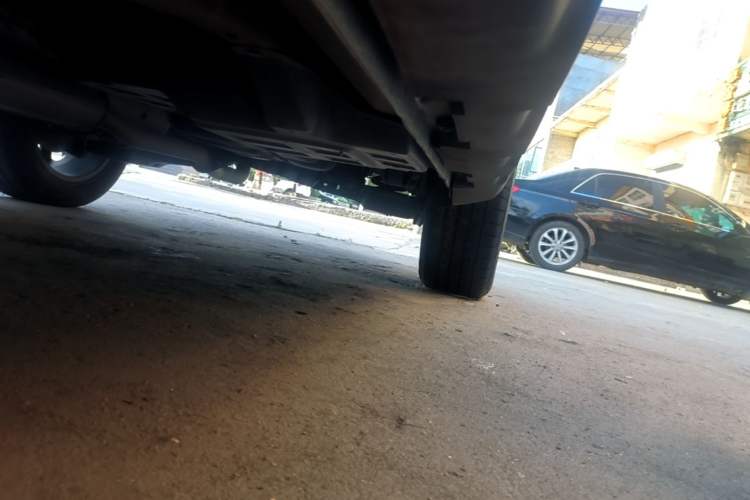 Used Geely Auto Vision X6 2020 1.4T Manual Luxury Model Left Side Sill