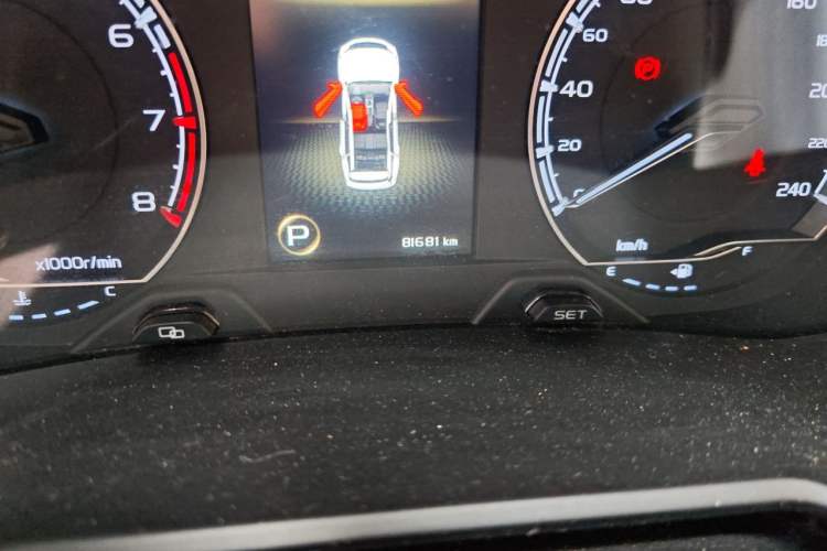 Used Geely Auto Vision X6 2020 1.4T CVT Luxury Edition Odometer Close Up
