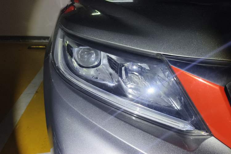 Used Geely Auto Vision X6 2020 1.4T CVT Asian Games Edition Right Front Headlight