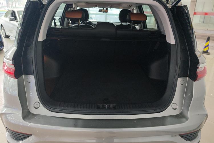 Used Geely Auto Vision X6 2020 1.4T CVT Luxury Edition Trunk
