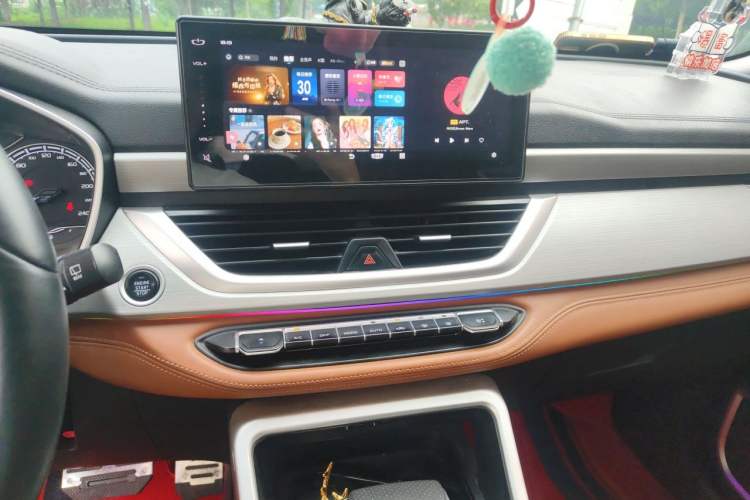Used Geely Auto Vision X6 2020 1.4T CVT Luxury Edition Audio And AC Panel
