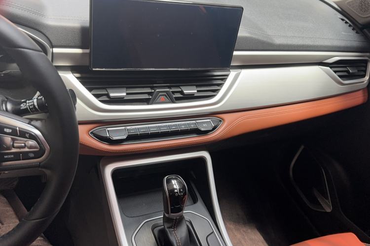 Used Geely Auto Vision X6 2020 1.4T CVT Luxury Edition Audio And AC Panel