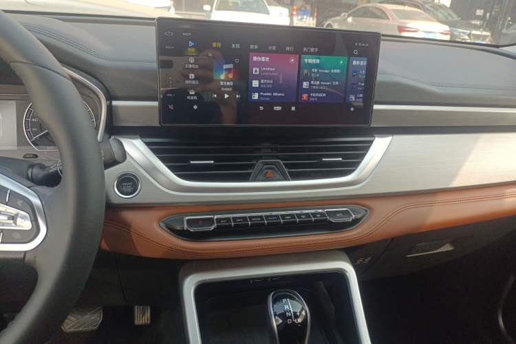 Used Geely Auto Vision X6 2020 1.4T CVT Luxury Edition Audio And AC Panel