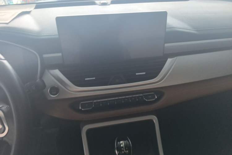 Used Geely Auto Vision X6 2020 1.4T CVT Asian Games Edition Audio And AC Panel