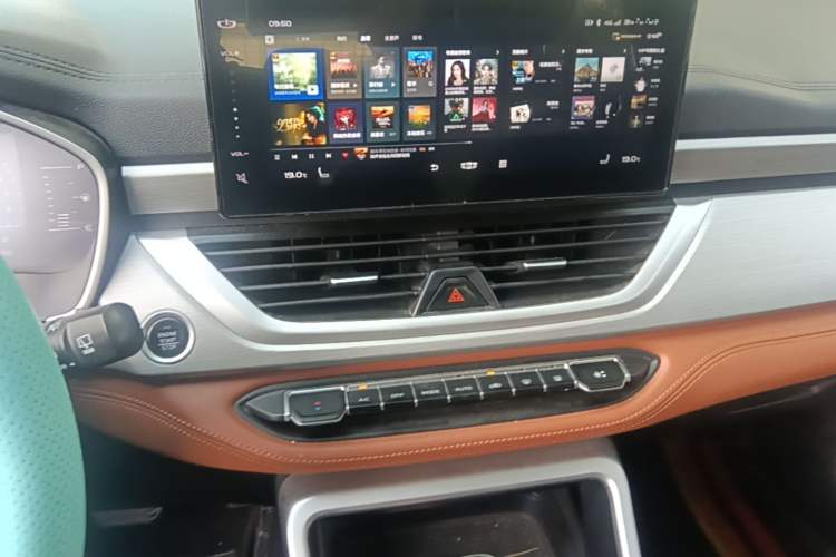Used Geely Auto Vision X6 2020 1.4T CVT Asian Games Edition Audio And AC Panel