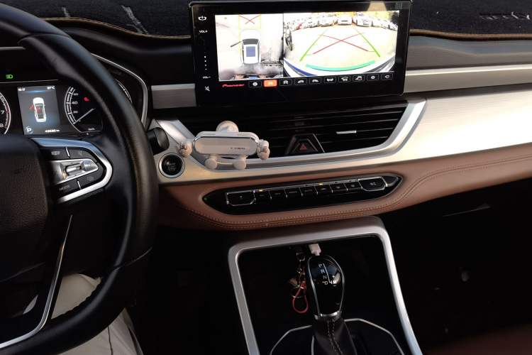 Used Geely Auto Vision X6 2020 1.4T CVT Luxury Edition Audio And AC Panel