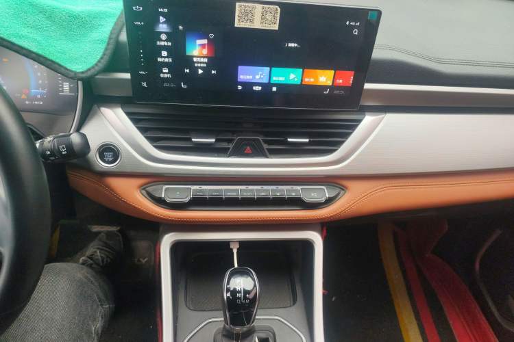 Used Geely Auto Vision X6 2020 1.4T CVT Asian Games Edition Audio And AC Panel