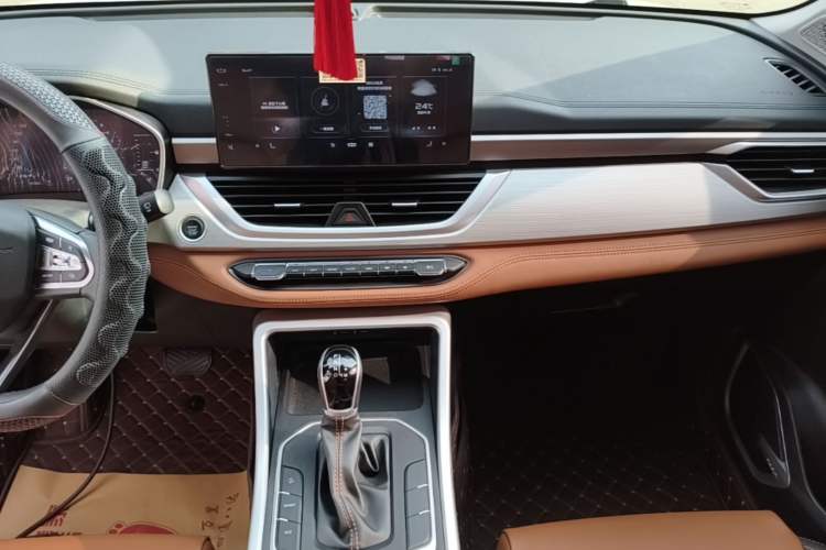 Used Geely Auto Vision X6 2020 1.4T CVT Asian Games Edition Audio And AC Panel