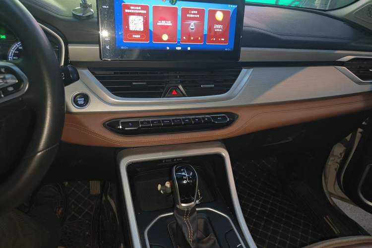 Used Geely Auto Vision X6 2020 1.4T CVT Luxury Edition Audio And AC Panel