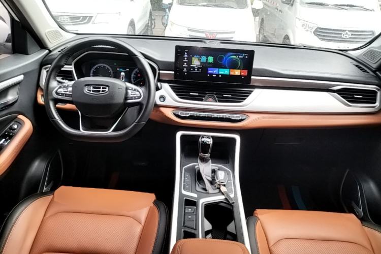 Used Geely Auto Vision X6 2020 1.4T CVT Luxury Edition Center Console