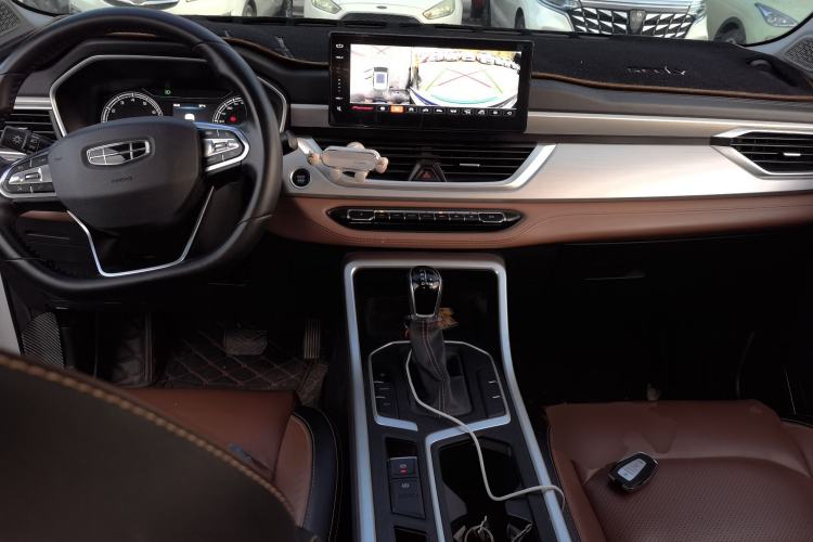 Used Geely Auto Vision X6 2020 1.4T CVT Luxury Edition Center Console