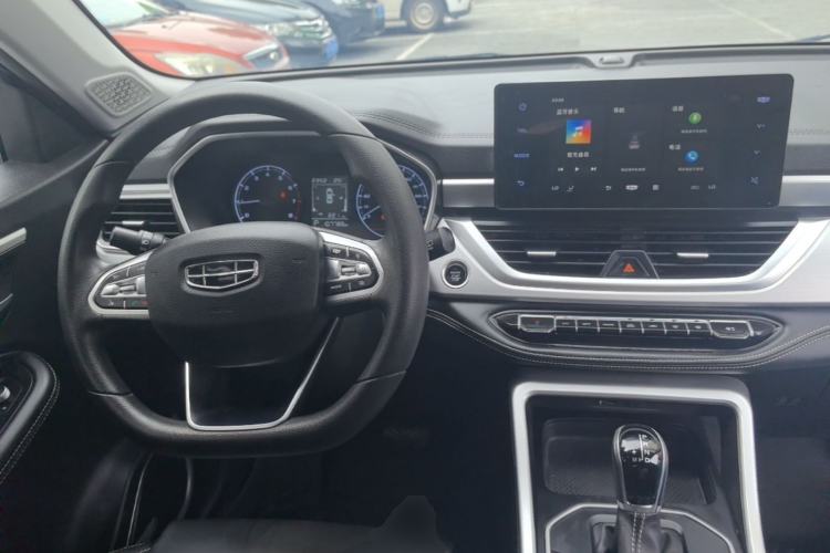Used Geely Auto Vision X6 2020 1.4T CVT Luxury Edition Center Console