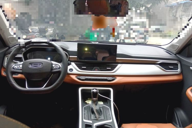Used Geely Auto Vision X6 2020 1.4T CVT Luxury Edition Center Console