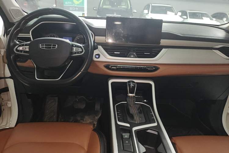 Used Geely Auto Vision X6 2020 1.4T CVT Luxury Edition Center Console
