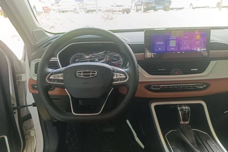 Used Geely Auto Vision X6 2020 1.4T CVT Luxury Edition Center Console