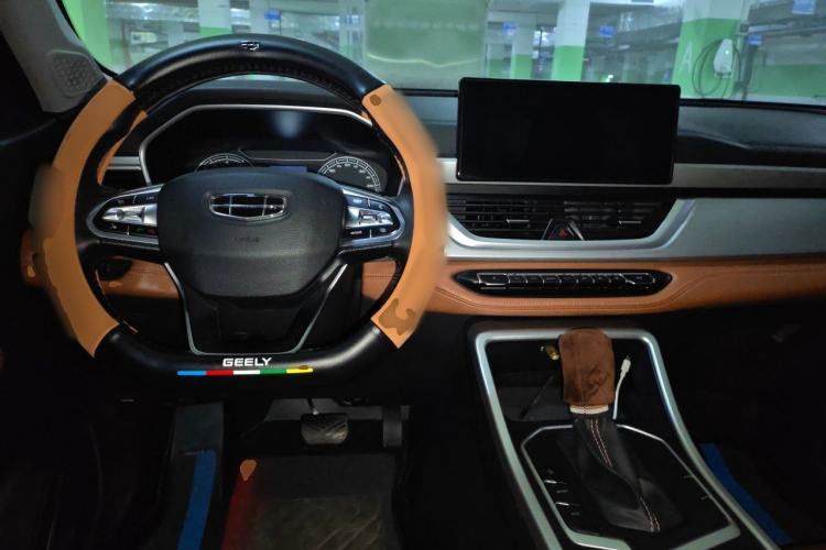Used Geely Auto Vision X6 2020 1.4T CVT Luxury Edition Center Console